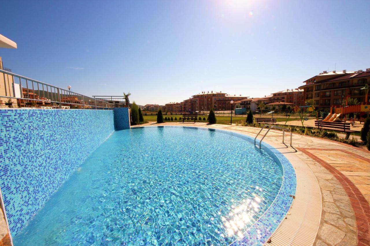 Sorrento - Menada Apartments Sveti Vlas Dış mekan fotoğraf