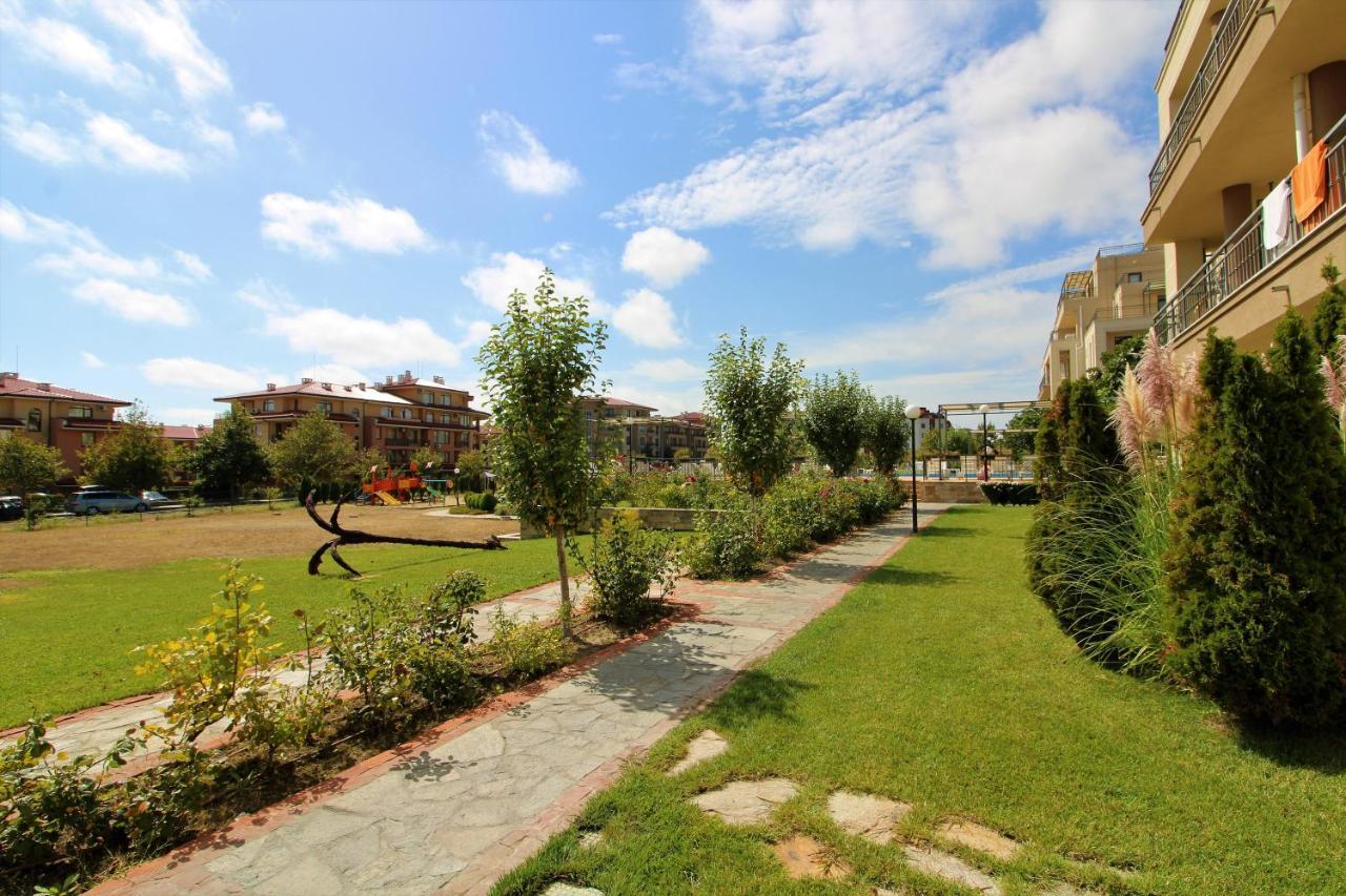 Sorrento - Menada Apartments Sveti Vlas Dış mekan fotoğraf