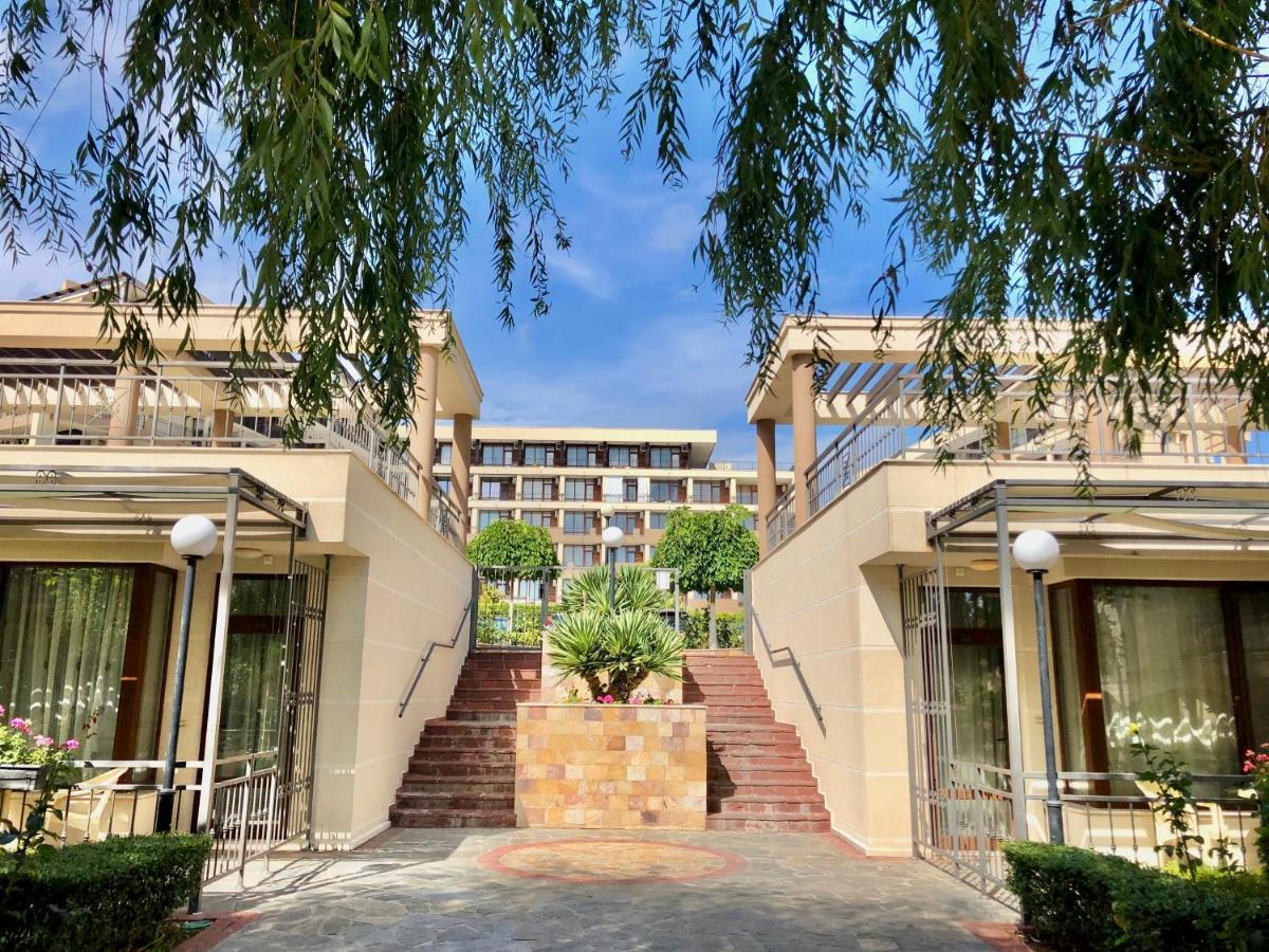 Sorrento - Menada Apartments Sveti Vlas Dış mekan fotoğraf