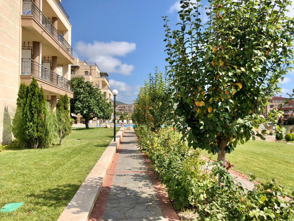 Sorrento - Menada Apartments Sveti Vlas Dış mekan fotoğraf