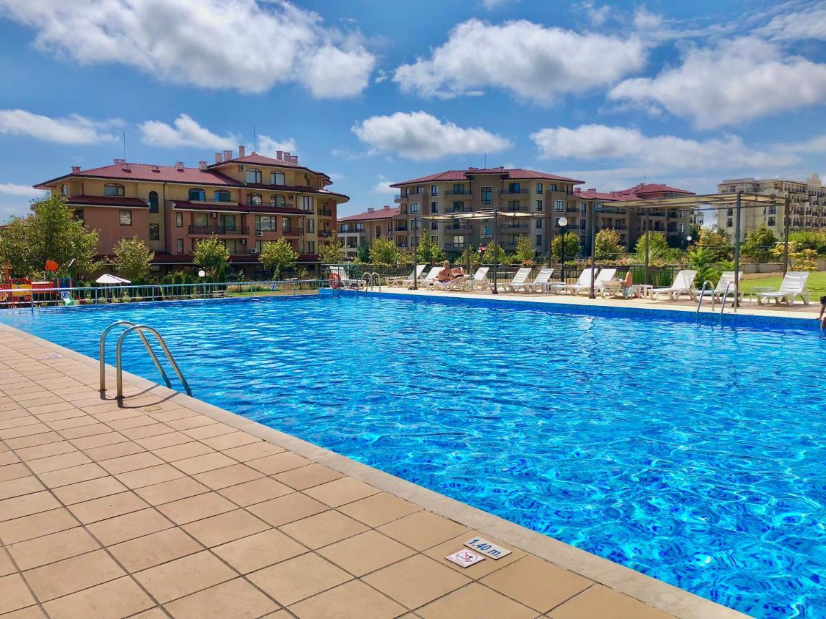 Sorrento - Menada Apartments Sveti Vlas Dış mekan fotoğraf