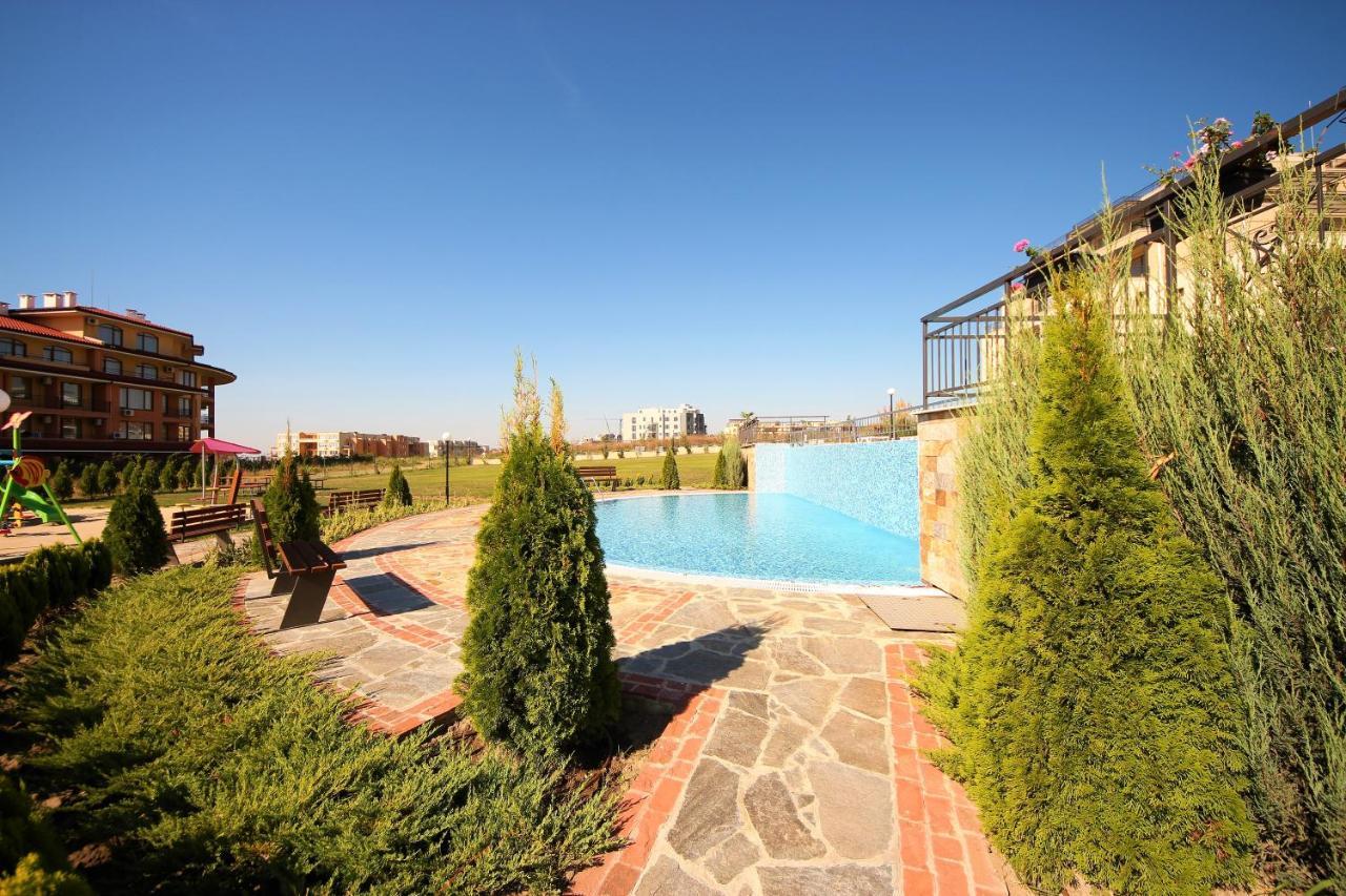 Sorrento - Menada Apartments Sveti Vlas Dış mekan fotoğraf